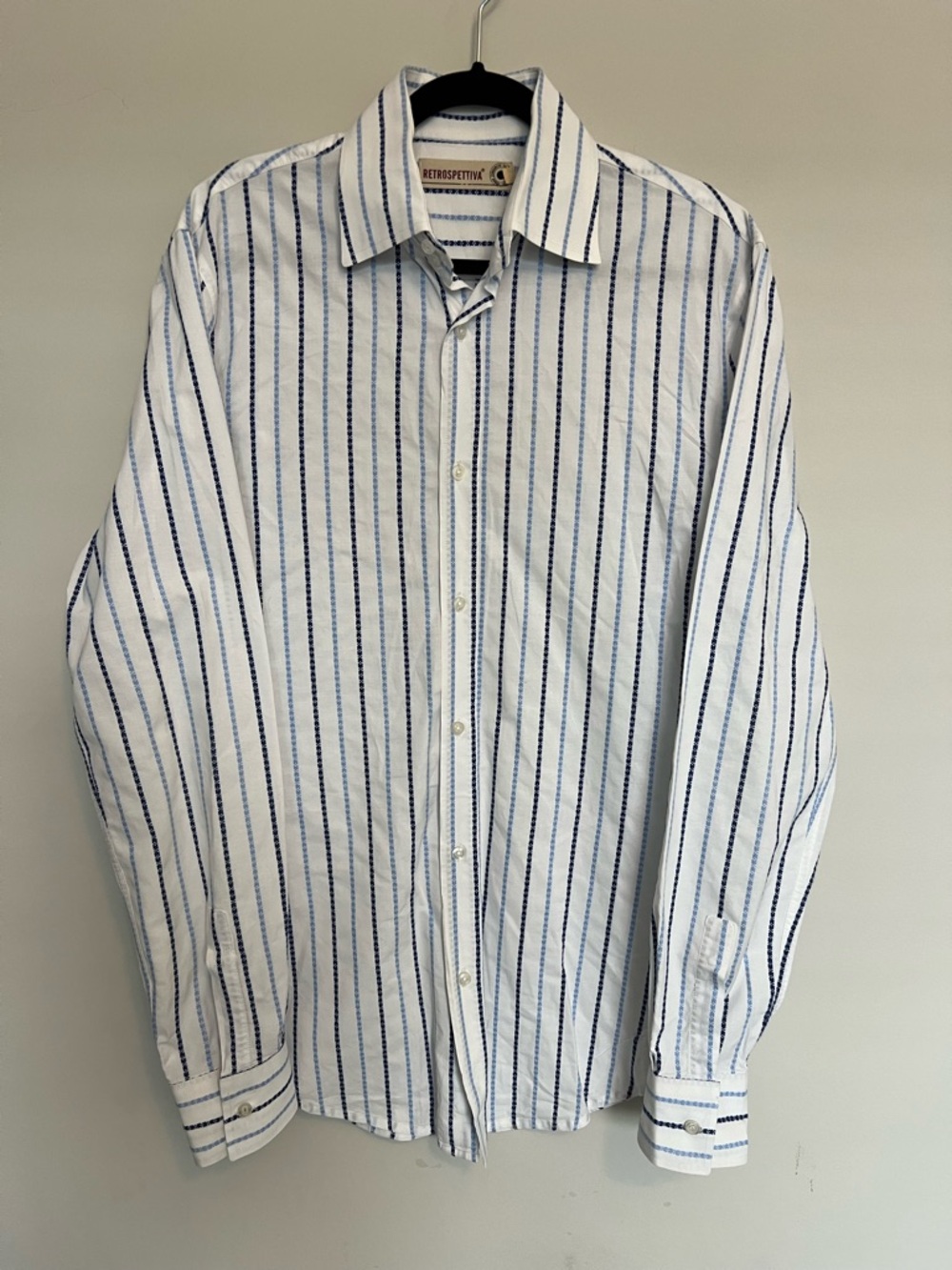 Bugatchi Uomo RETROSPETTIVA White & Navy Striped Men's Button-Down Shirt Size M